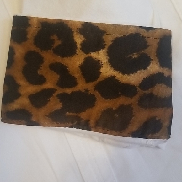 EXPRESS : SIZE S/P WOMEN WHITE WITH LEOPARD TOP - Picture 3 of 4